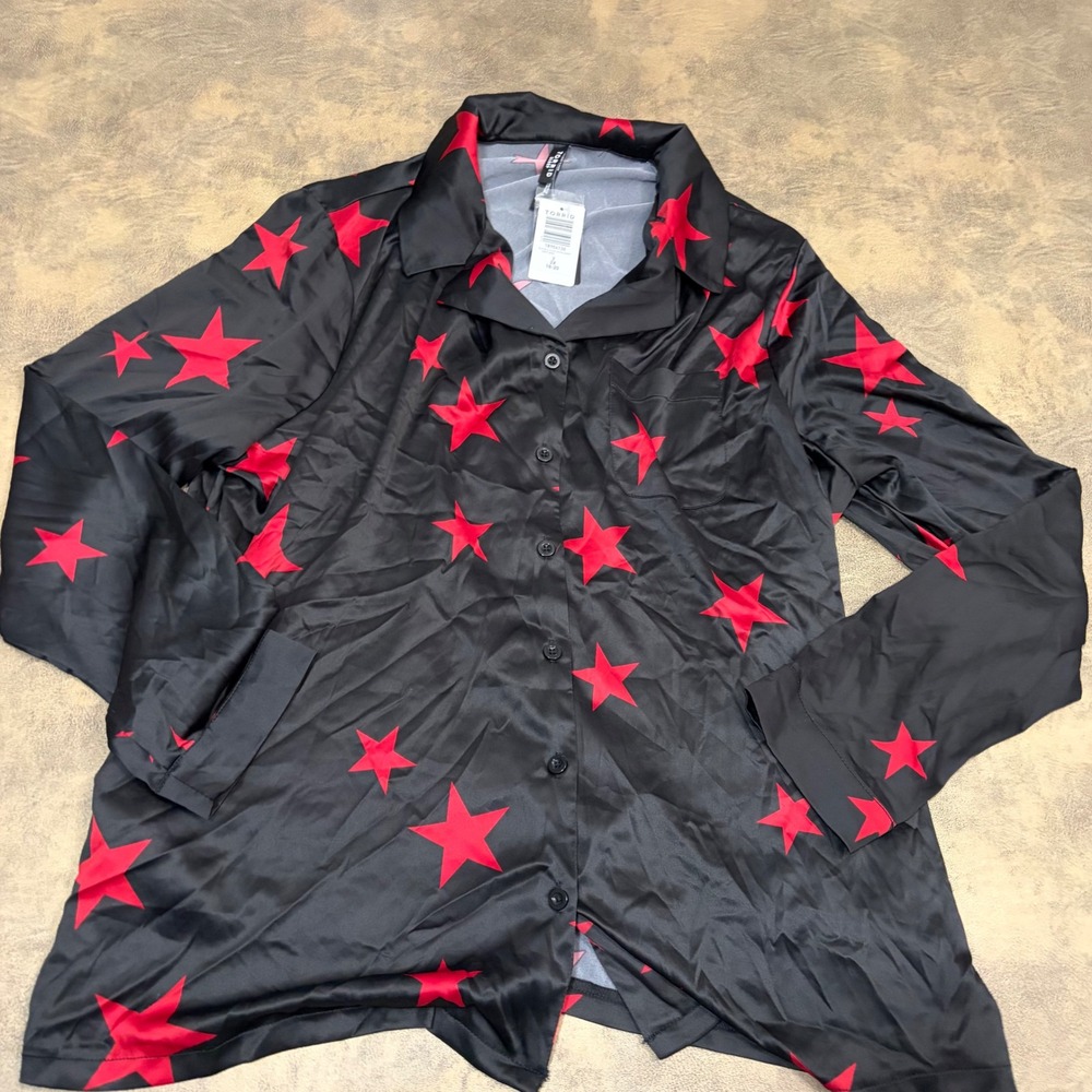 Torrid Satin Sleep Shirt Womens 2X Black Red Star Button Down 18906130